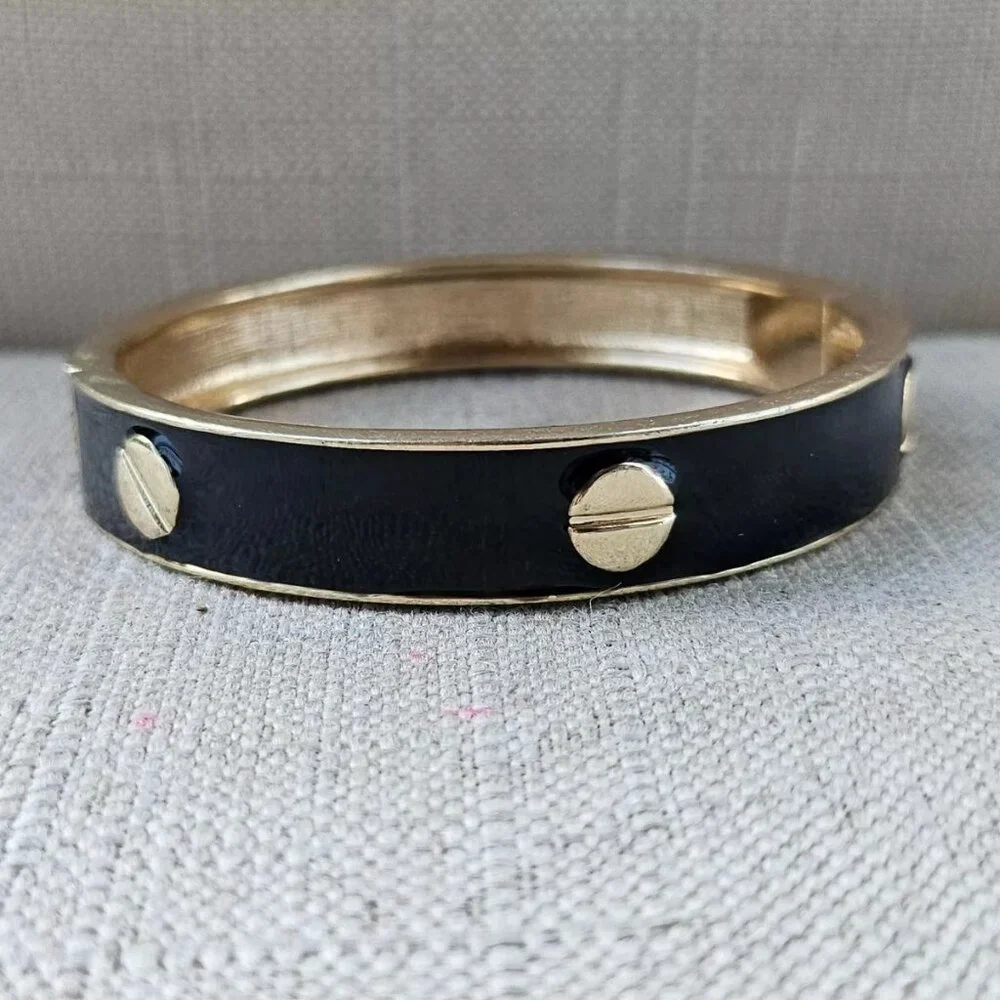 Fashion Bracelet Black/Gold Tone Wrist Band Fashion Jewelry Size 7 in - Picture 1 of 10